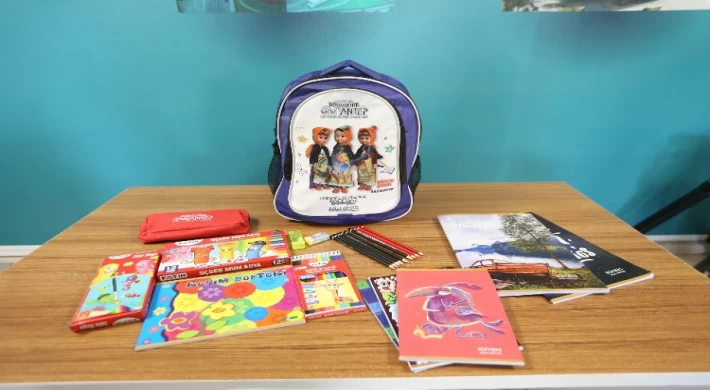 Gaziantep 75 bin ilk okul öğrencisini kırtasiye dolu çantayla karşılayacak