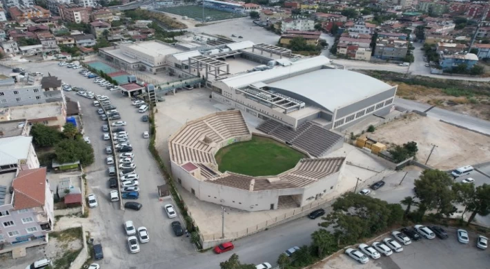 Başarılı sporcular Hatayın ’kompleksi’nde yetişiyor