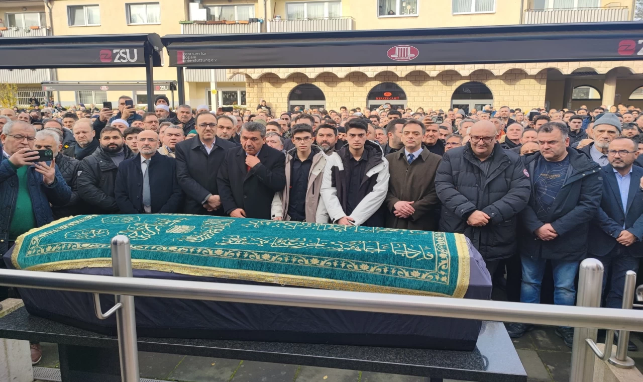 Almanya’da kayıp imamın cenaze namazı kılındı