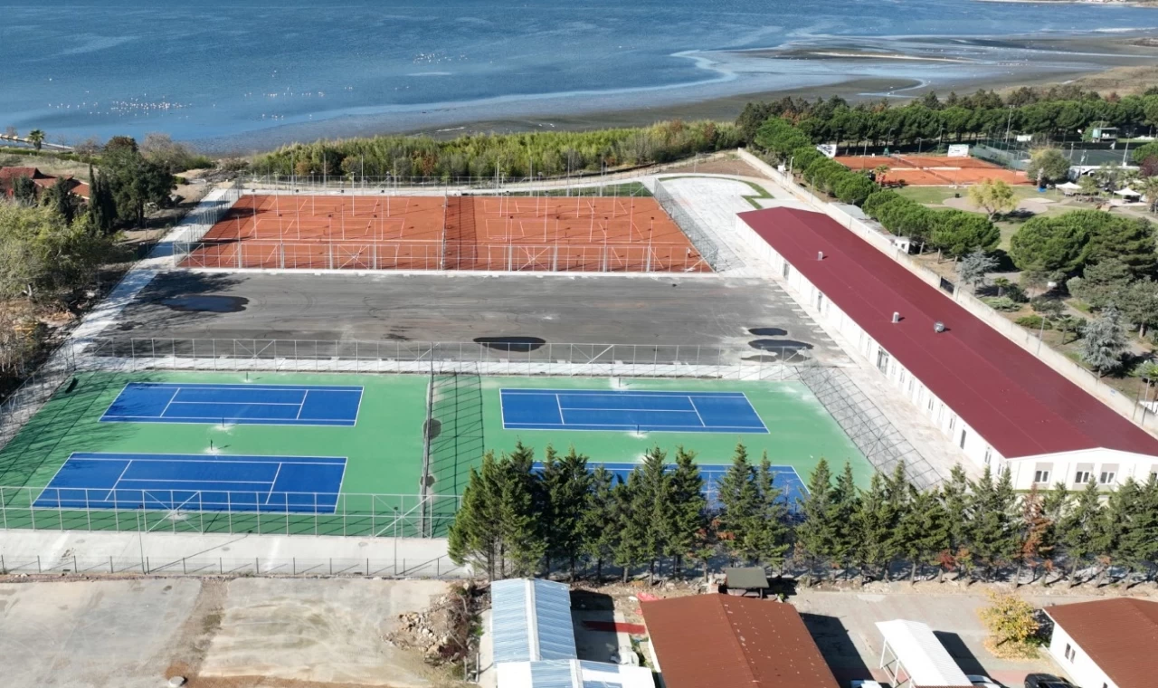 Kocaeli İzmit Tenis Merkezi’nde sona gelindi