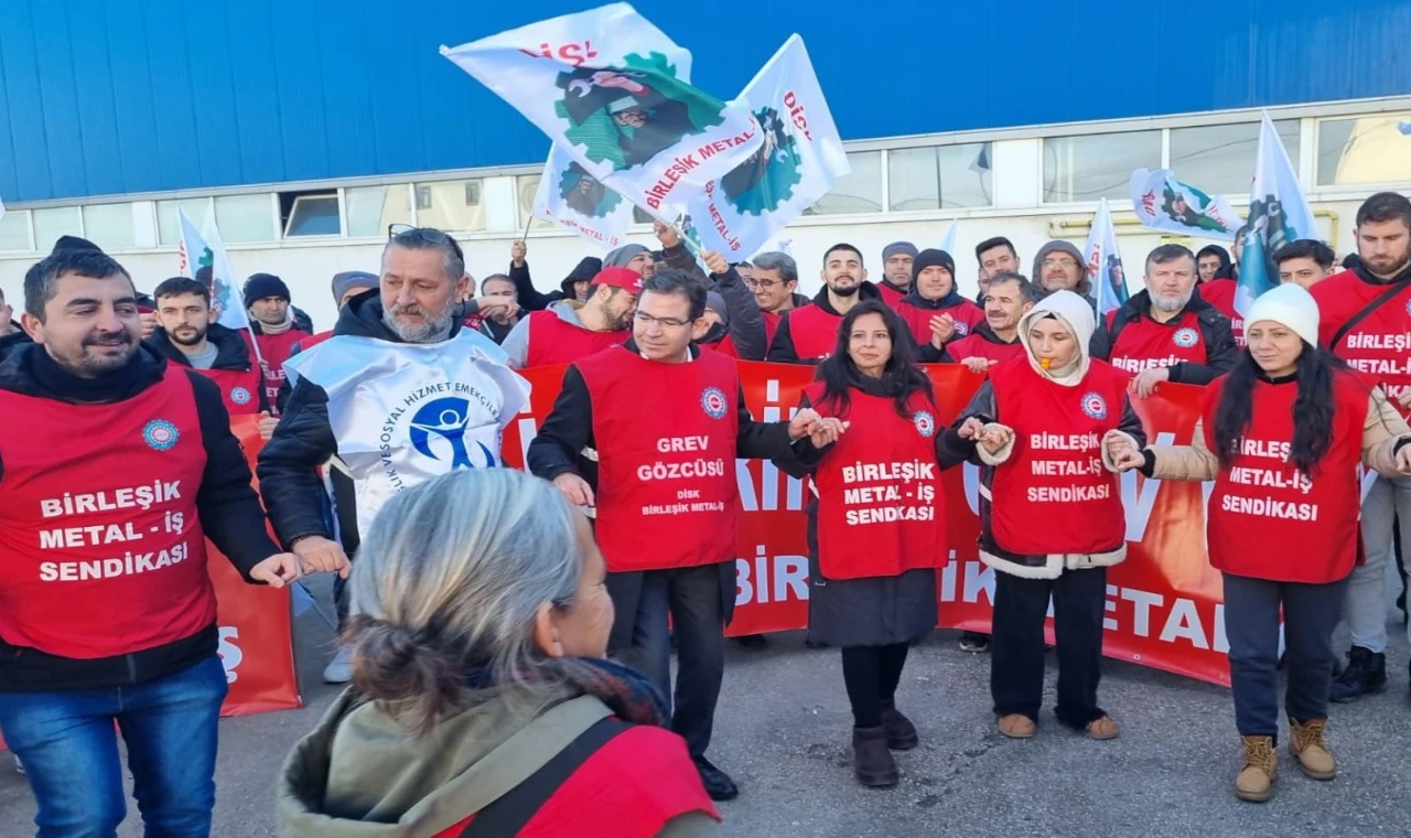 Balıkesir Bandırma’da Arıtaş Kriyojenik’te grev başladı