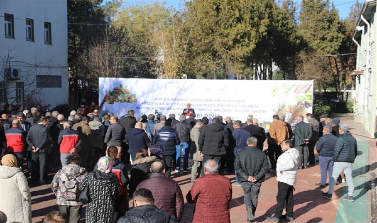 Diyarbakır’da fidan ve malzeme teslim töreni düzenlendi