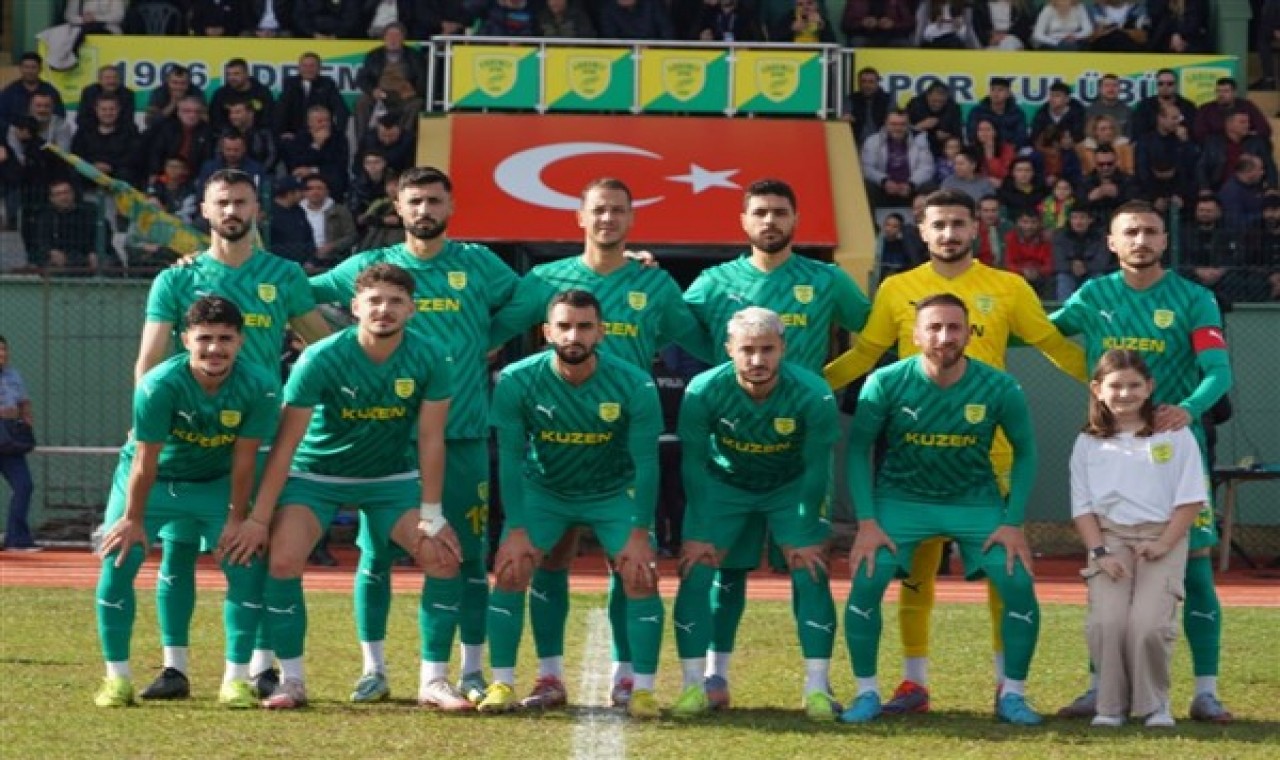 Edremitspor, Manisa 1965 Spor Kulübü’nü 3-1 mağlup etti