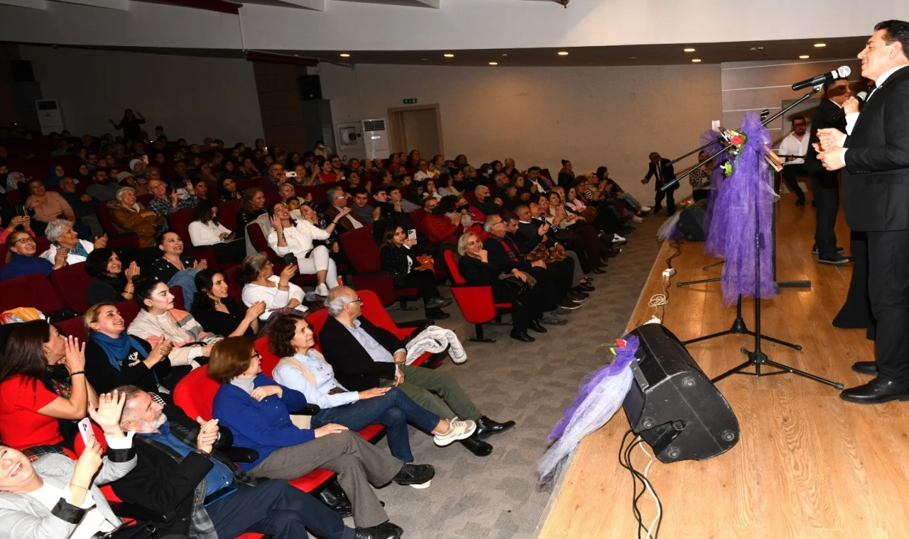 İzmir Çiğli’de “Yeni Yıla Merhaba” konseri