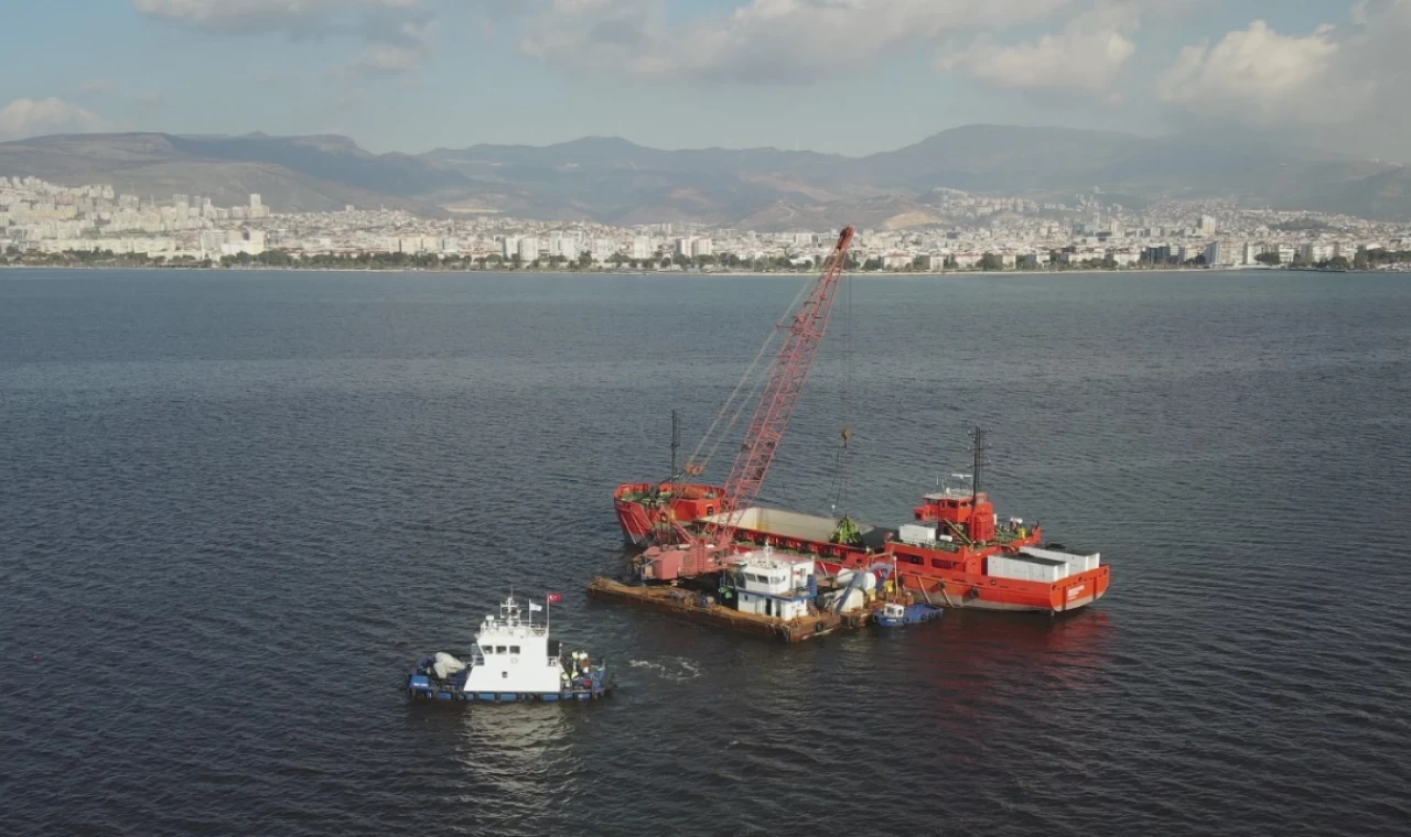 İzmir Körfezi’nde tarihi yatırım