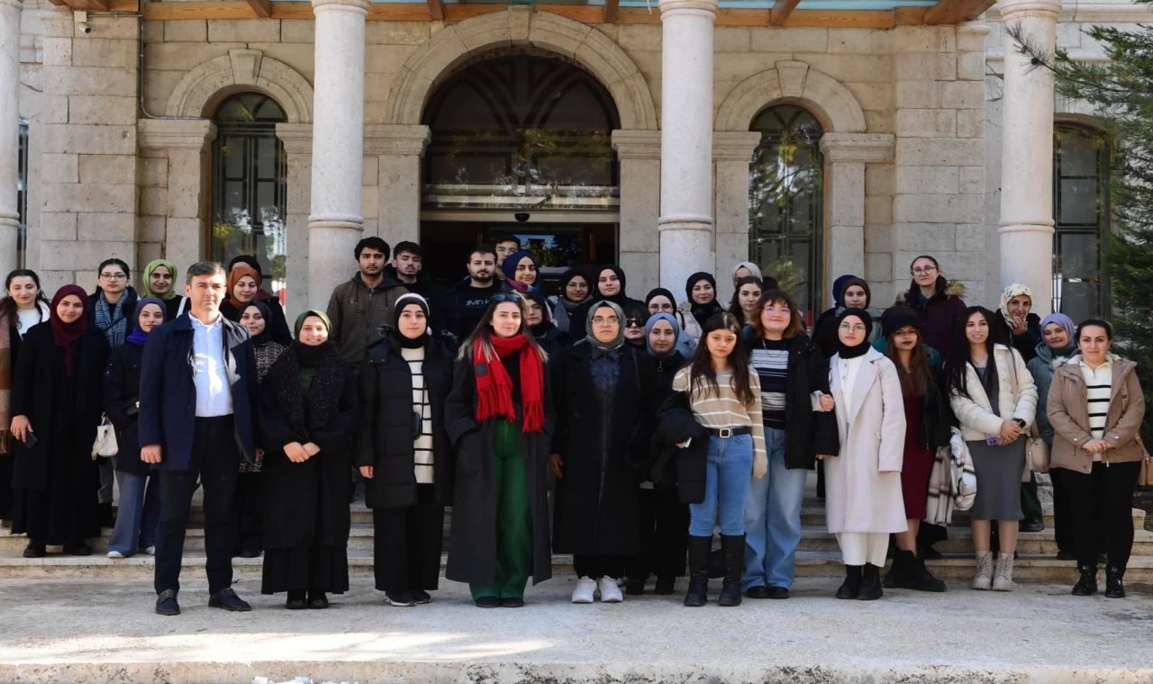 Üniversiteli gençler Malatya’yı tanıdı