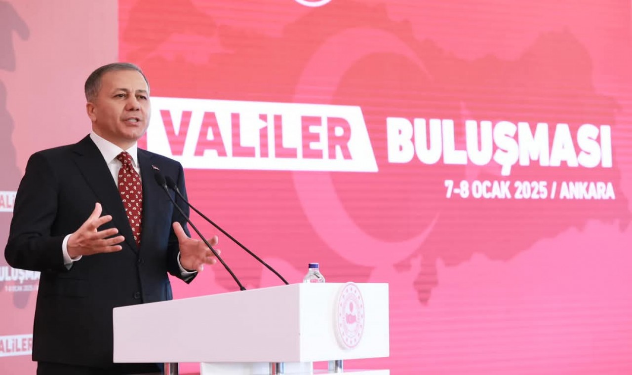 Bakan Yerlikaya, Valiler Buluşmasına katkı sağlayan bakanlara teşekkür etti