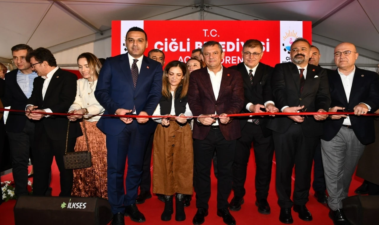 İzmir Çiğli’de iki yeni ’Özel’ açılış