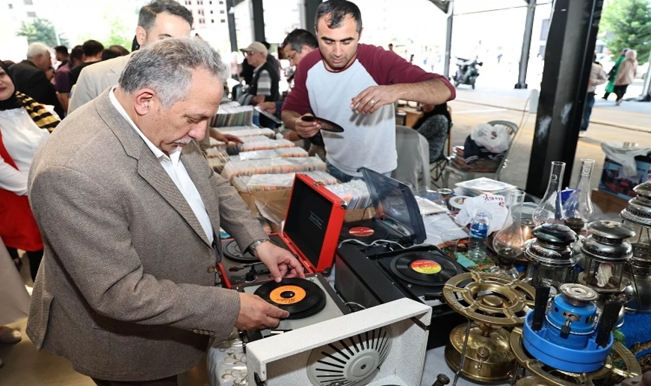 Kayseri Talas’ta Antika Pazarı yarın açılıyor