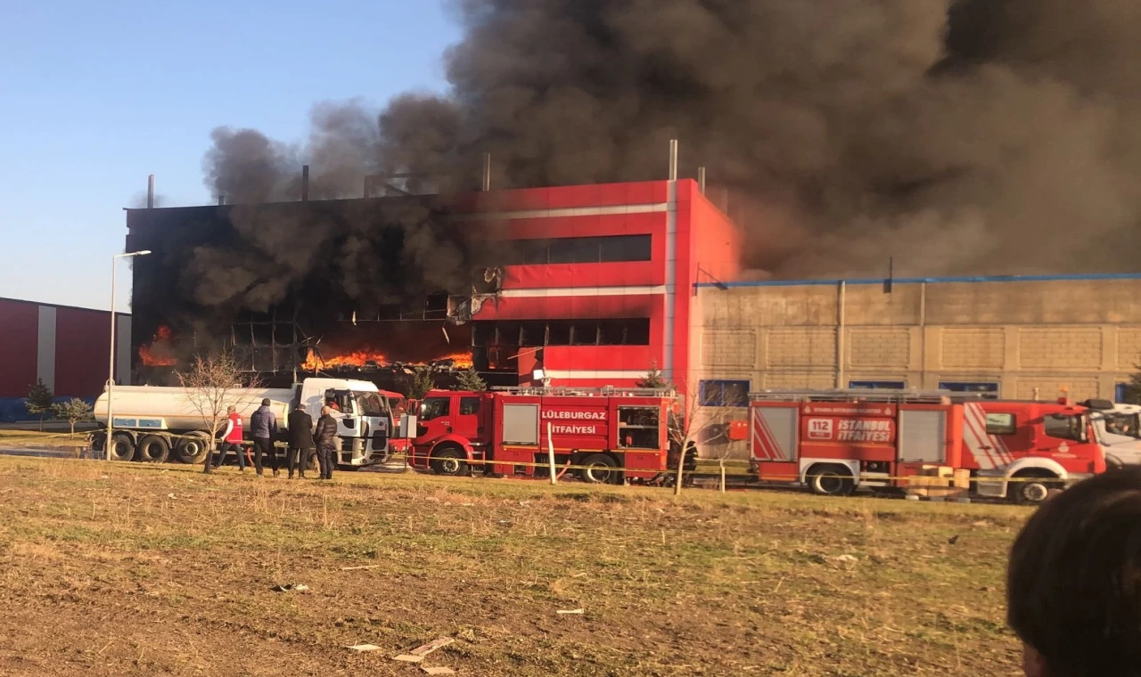 Kırklareli’nde oyuncak fabrikasında yangın