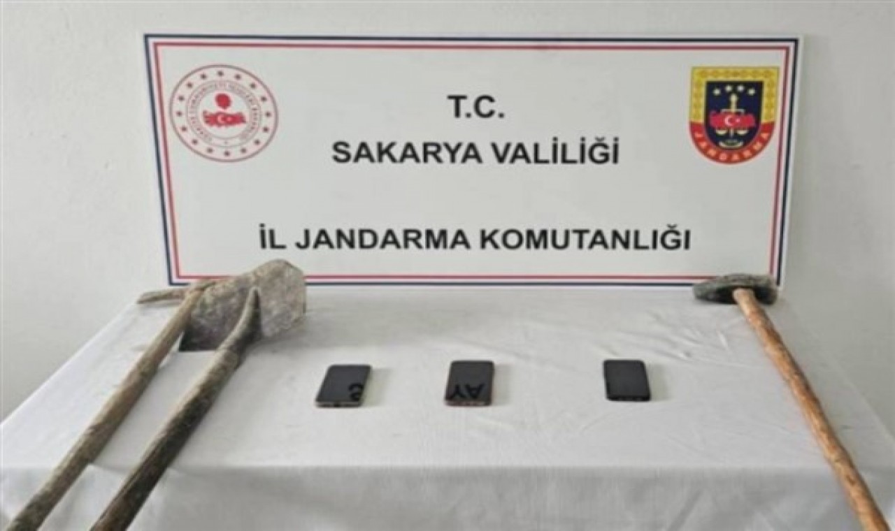 Sakarya’da kaçak kazı operasyonu: 11 gözaltına