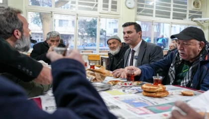 Başkan Zeyrek Manisa’da halkla buluştu