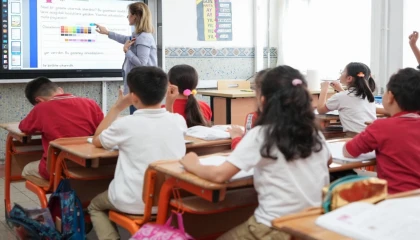 Eğitimde yeni düzenleme... Şehit ve gazi çocuklarına okul hizmetleri ücretsiz olacak